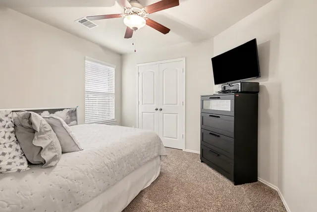 $330,000 | 14106 Locke Point Court, Conroe, TX 77384