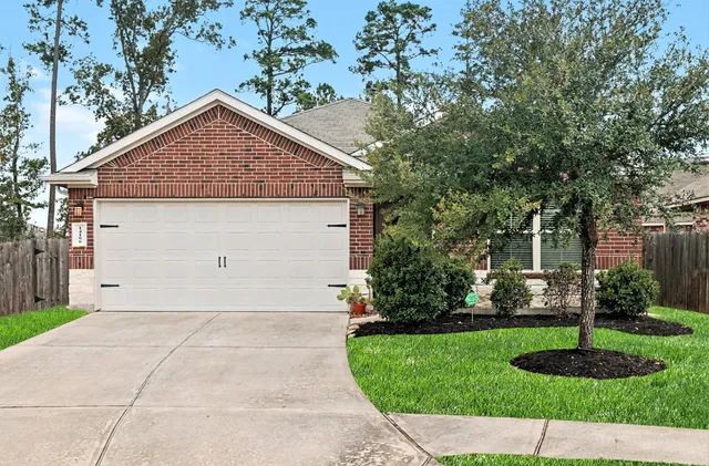 $330,000 | 14106 Locke Point Court, Conroe, TX 77384
