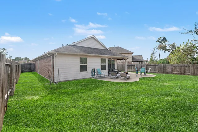 $330,000 | 14106 Locke Point Court, Conroe, TX 77384