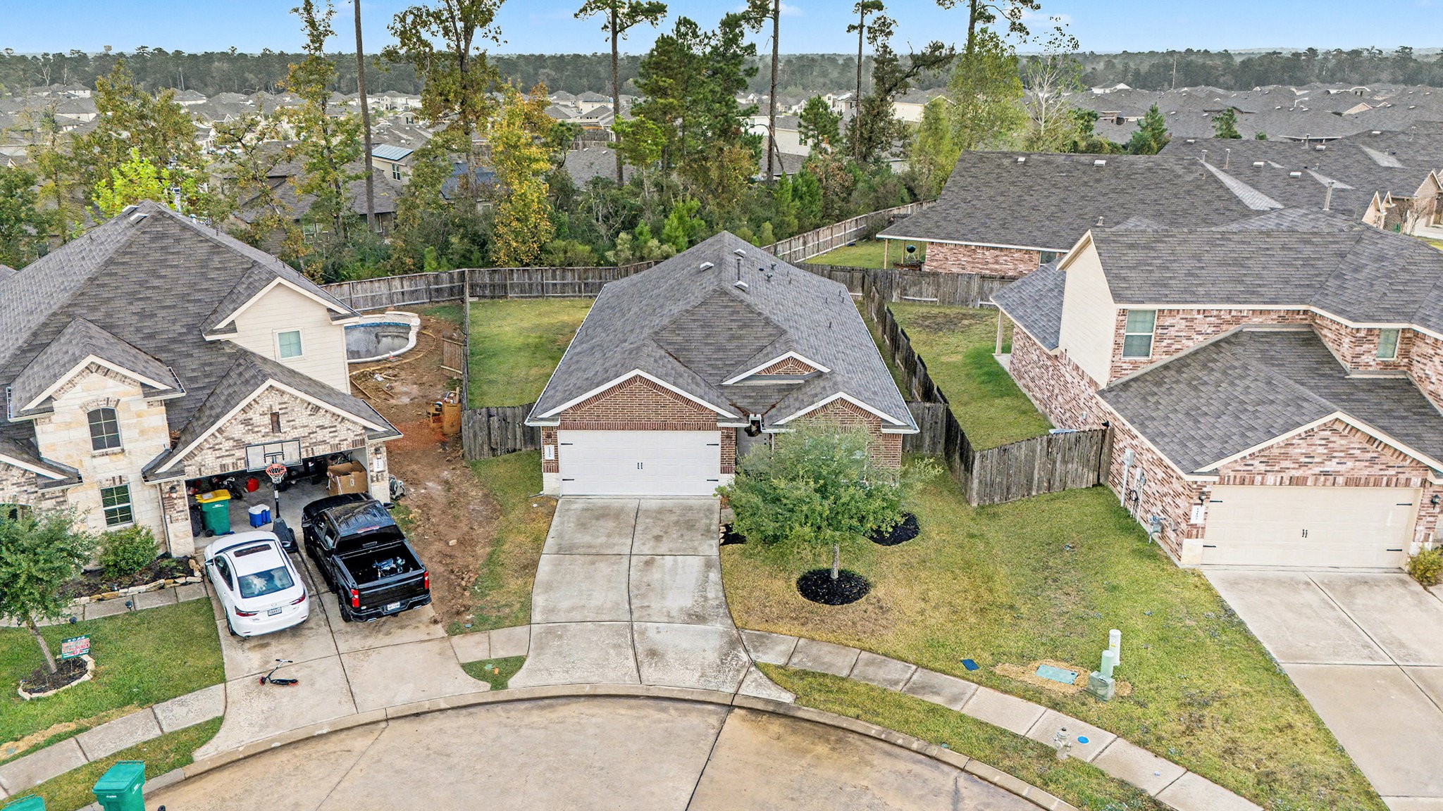 14106 Locke Point Court Conroe, TX 77384 - Photo 32 of 34 Front Aerial in the Cul-da-Sac