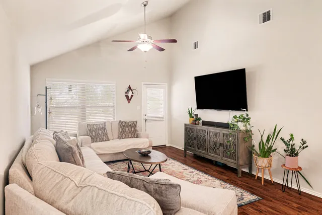 $330,000 | 14106 Locke Point Court, Conroe, TX 77384