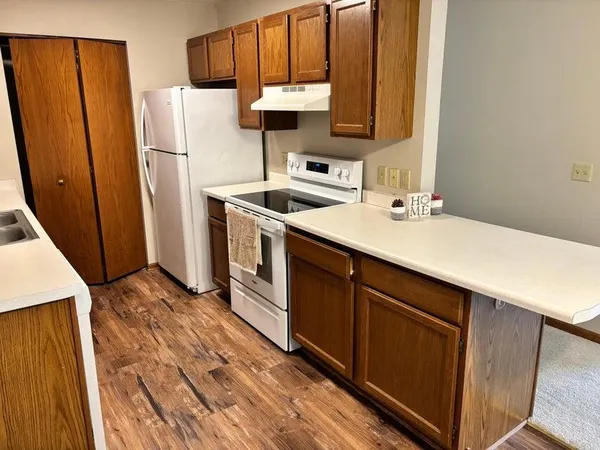 $184,900 | 364 Minz Park Circle, Unit 3, West Bend, WI 53095