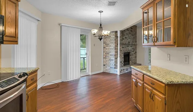 $285,000 | 1013 December Drive, Hewitt, TX 76643