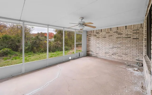 $285,000 | 1013 December Drive, Hewitt, TX 76643