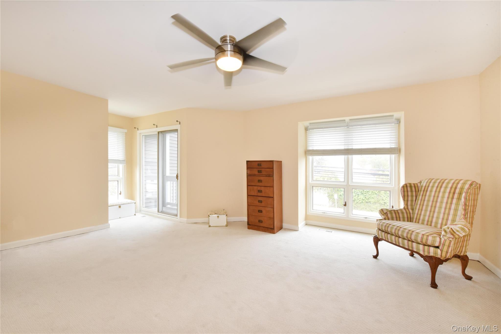 142 I U Willets Road Albertson, NY 11507 - Photo 19 of 32 a view of an empty room with a window