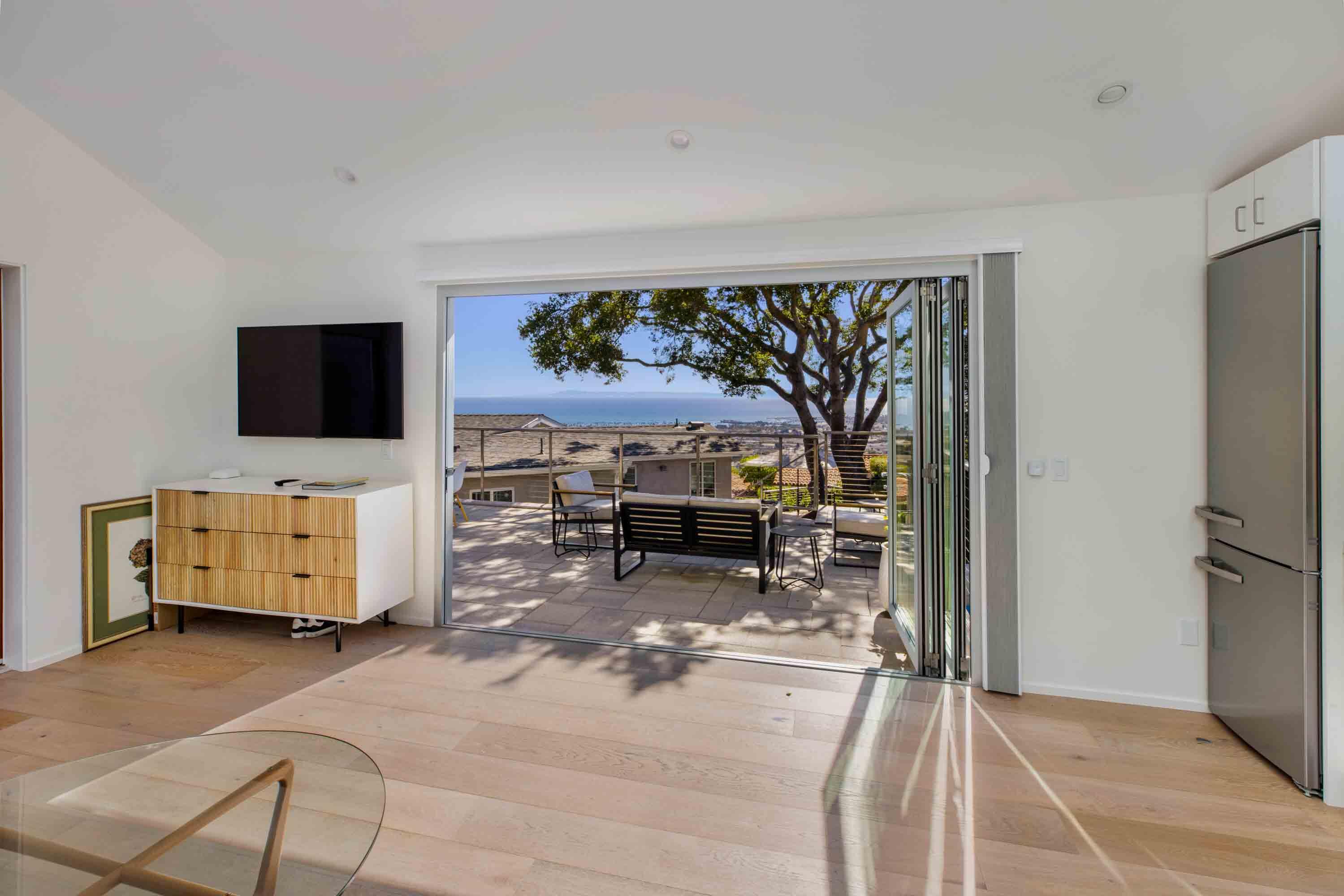 180 Loma Media Road Santa Barbara, CA 93103 - Photo 23 of 45 180LM--22
