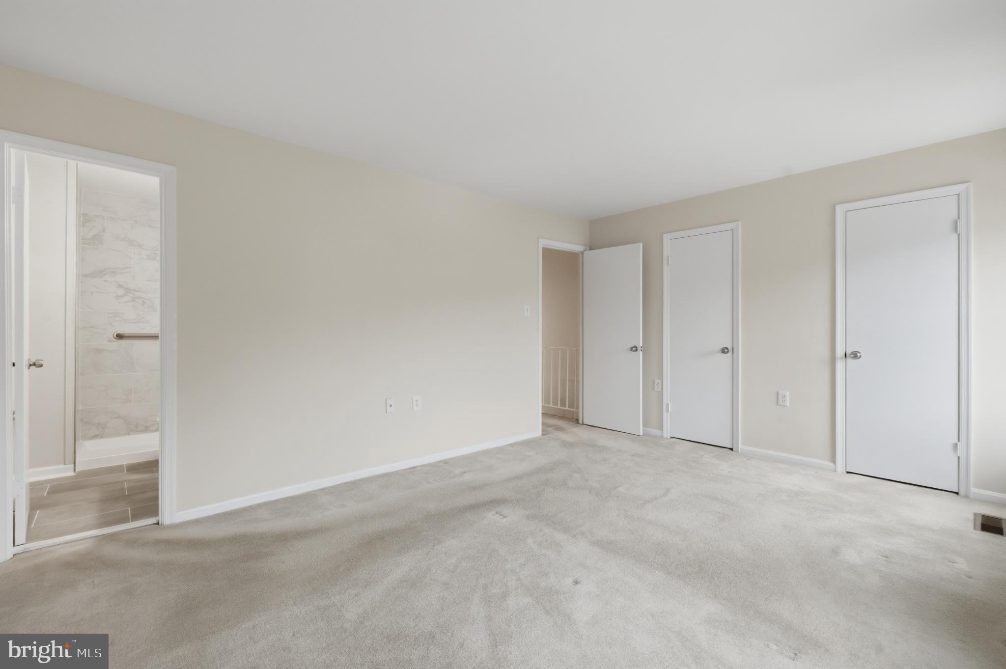 2917 Seminole Road Woodbridge, VA 22192 - Photo 8 of 44 Spacious room with multiple doorways.