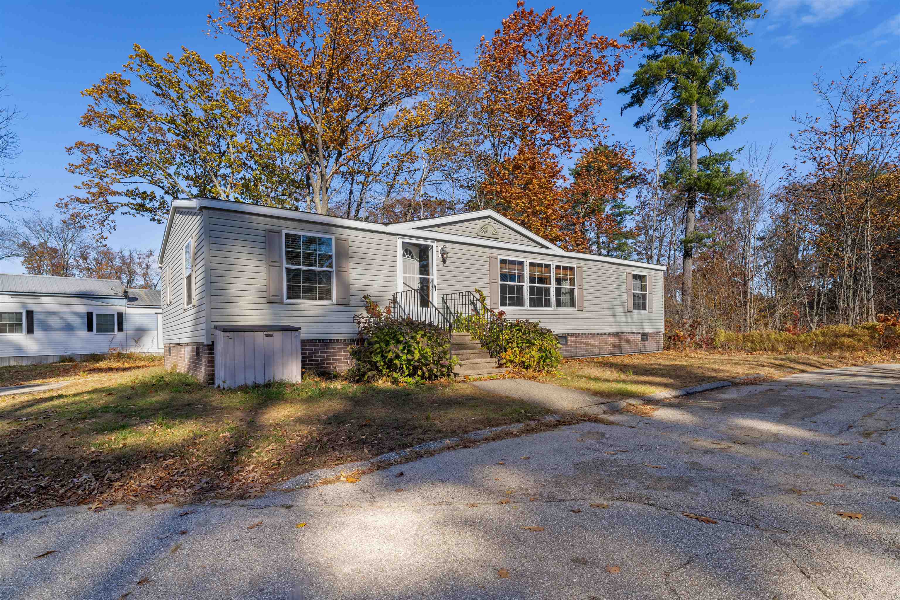 8 Perimeter Drive Rochester, NH 03867 - Photo 1 of 28