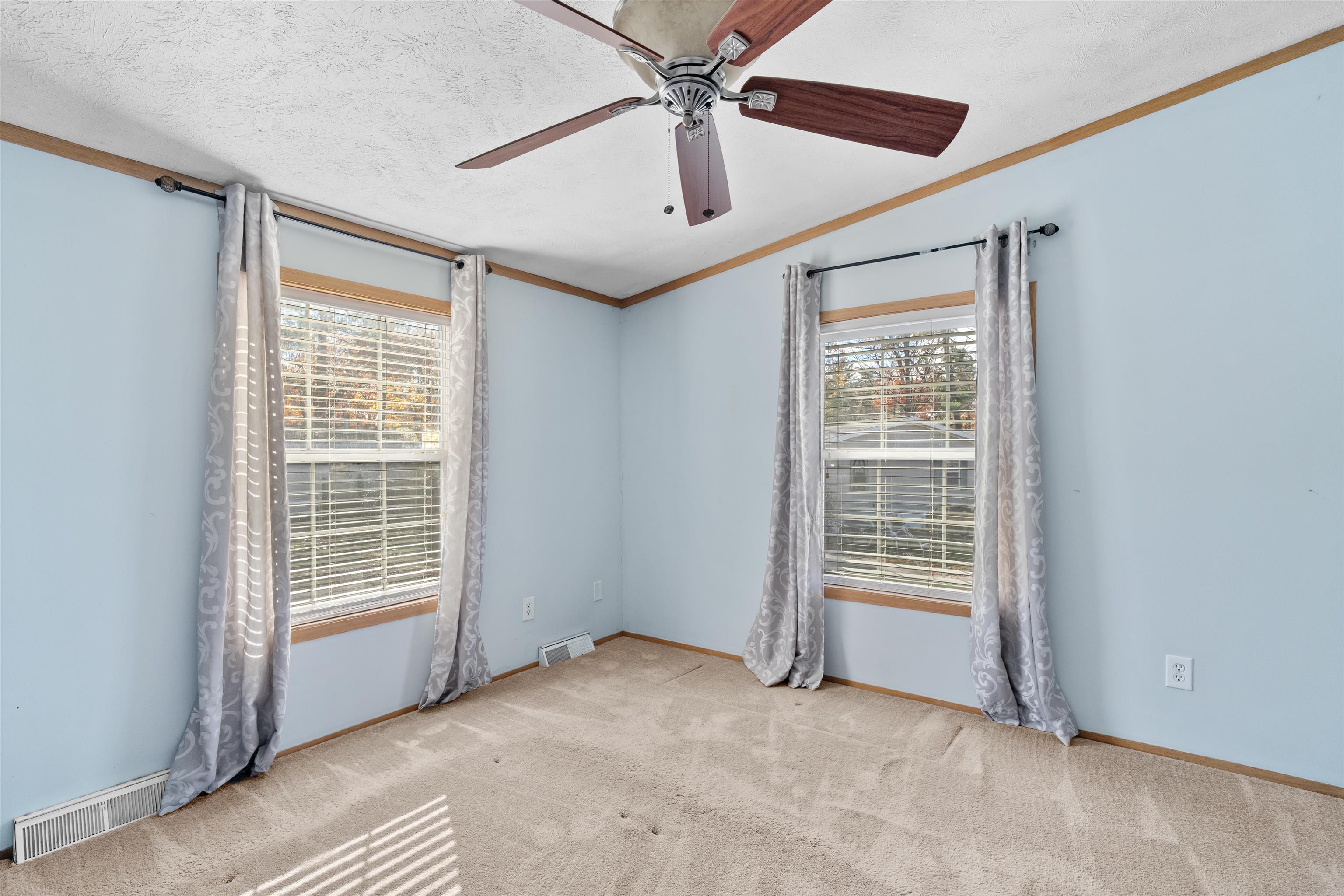 8 Perimeter Drive Rochester, NH 03867 - Photo 13 of 28