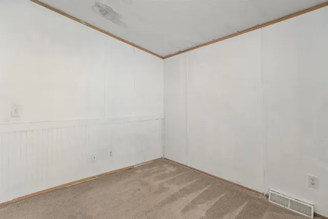 $175,000 | 8 Perimeter Drive, Rochester, NH 03867