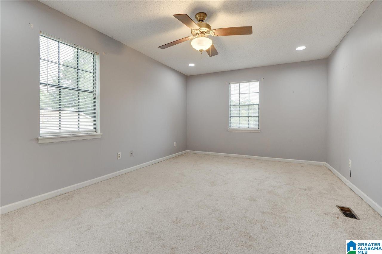 148 Bluegrass Drive Alabaster, AL 35007 - Photo 19 of 34