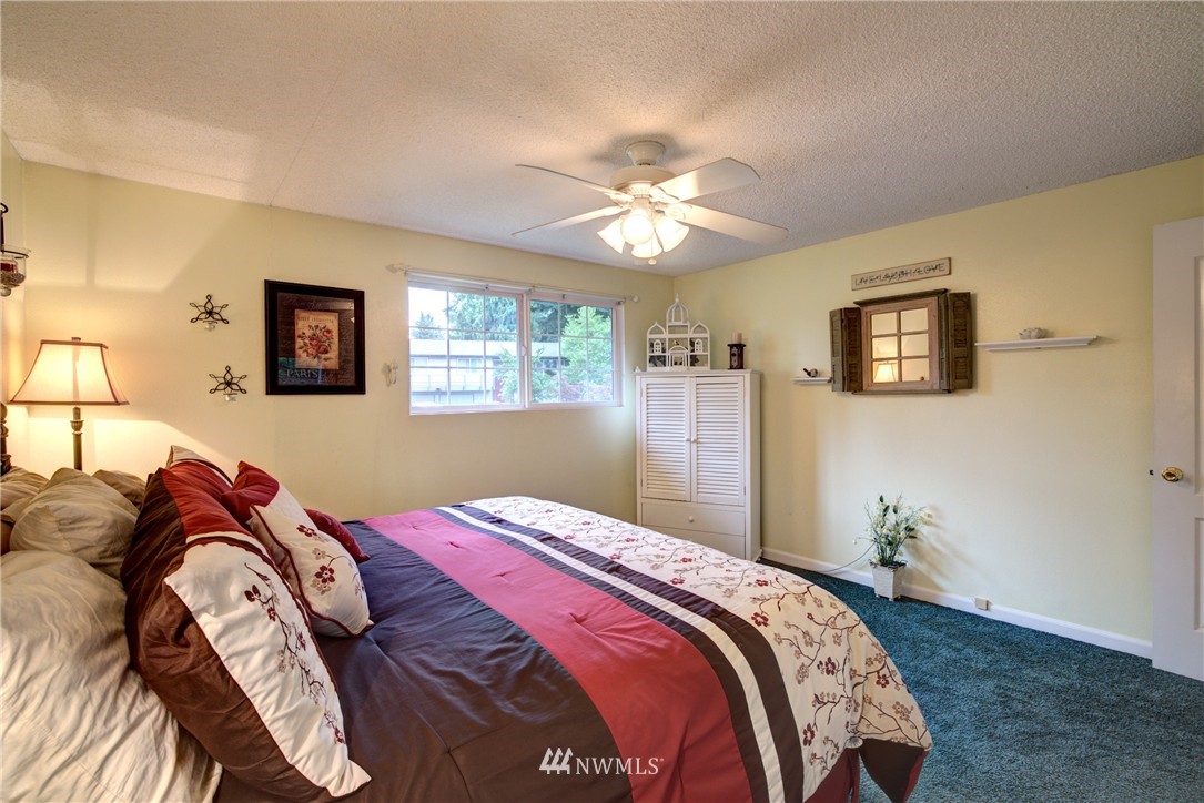 21904 7th Place West Bothell, WA 98021 - Photo 12 of 25
