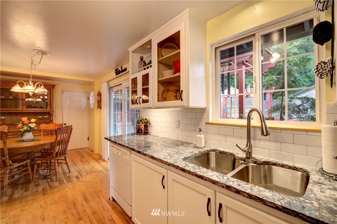 21904 7th Place West Bothell, WA 98021 - Photo 10 of 25