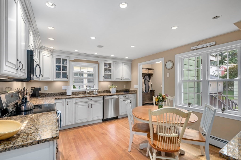 22 Dow Avenue Arlington, MA 02476 - Photo 1 of 27