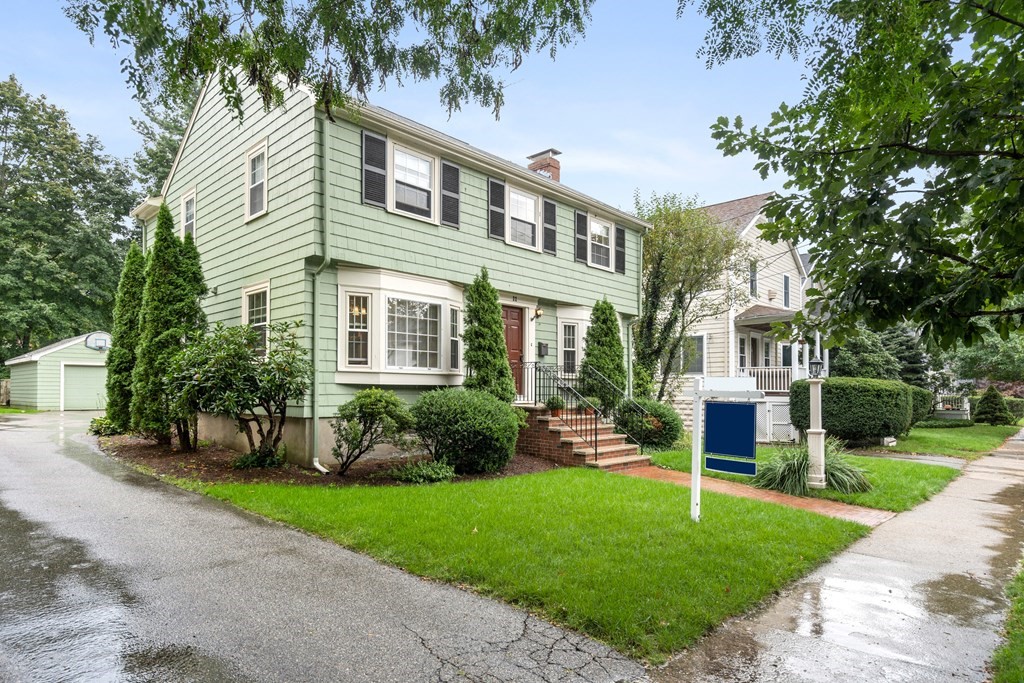 22 Dow Avenue Arlington, MA 02476 - Photo 23 of 27