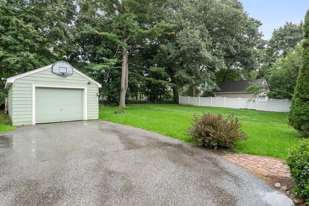 22 Dow Avenue Arlington, MA 02476 - Photo 27 of 27