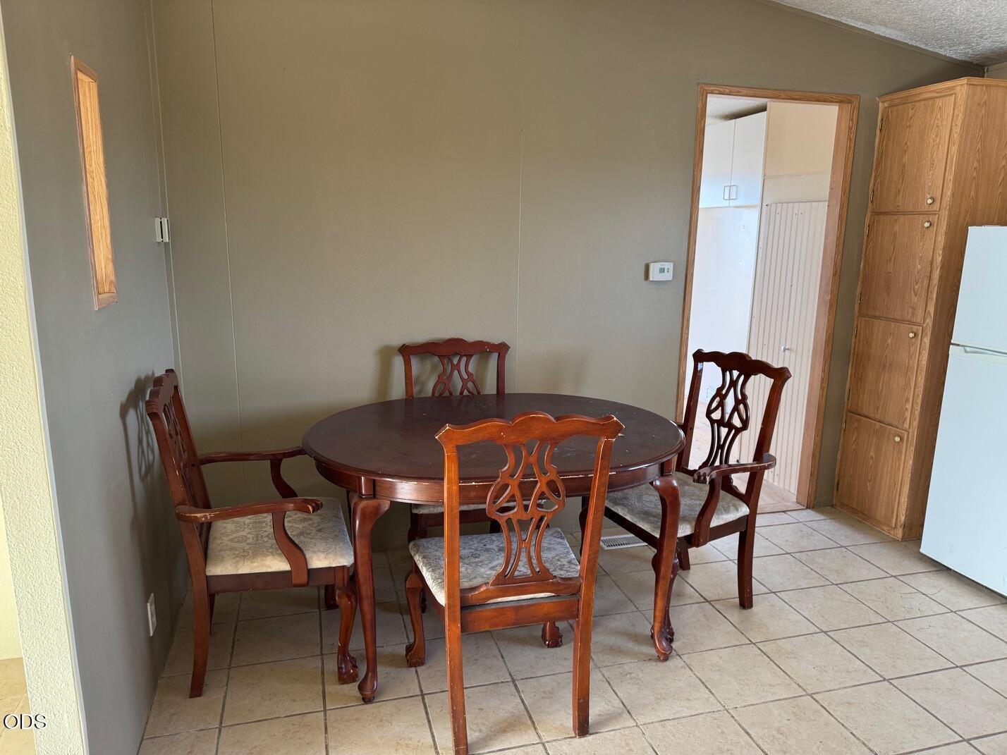 27737 Ford Road Bend, OR 97701 - Photo 17 of 33