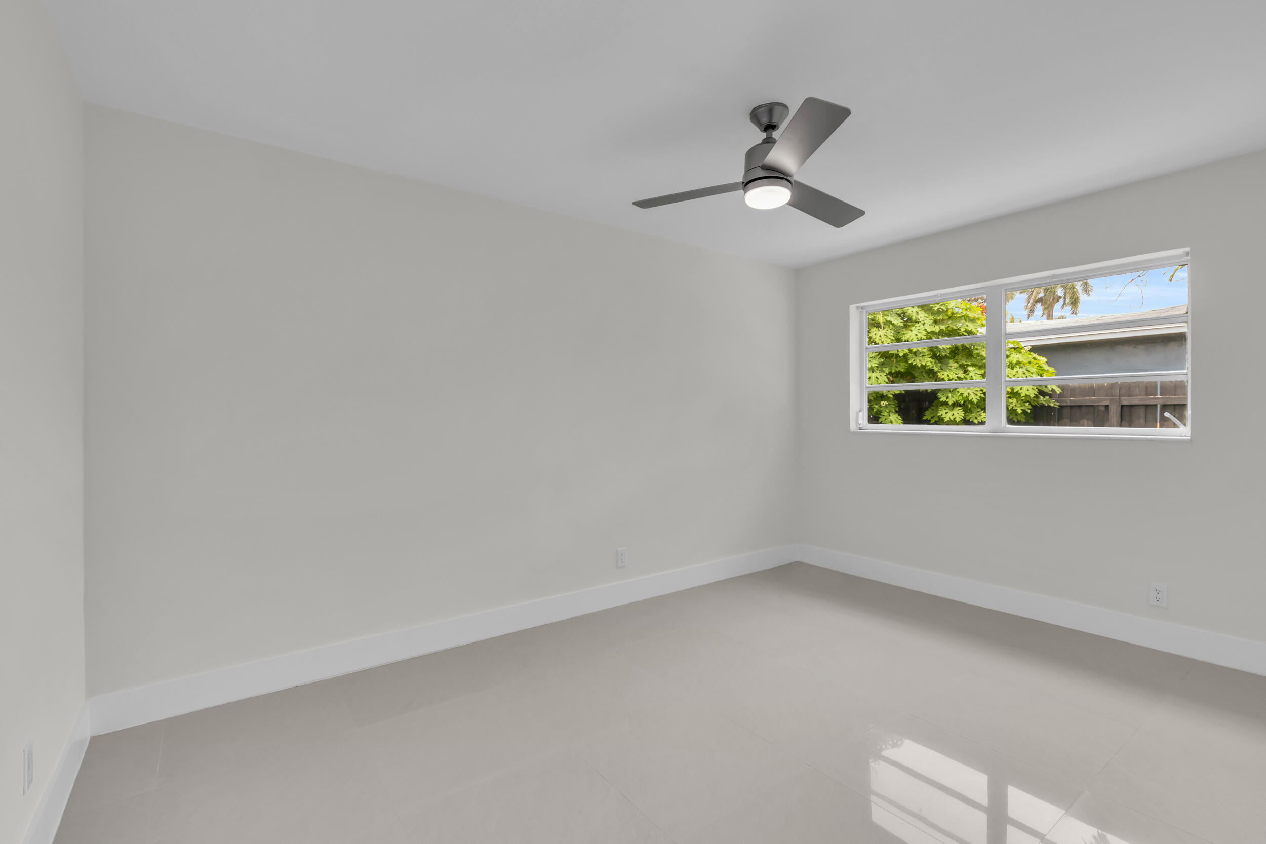 3262 Pierce Street Hollywood, FL 33021 - Photo 11 of 23 28_bw4a8448