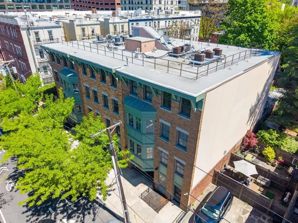 $1,100,000 | 1313 Park Avenue, Unit 2A, Hoboken, NJ 07030