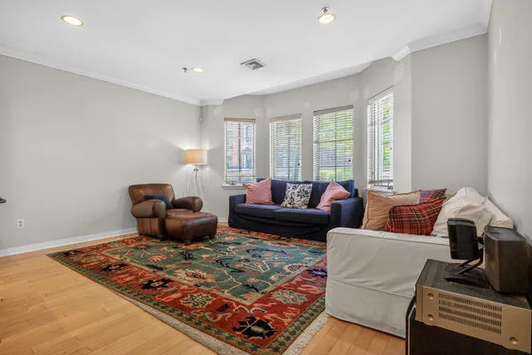 $1,100,000 | 1313 Park Avenue, Unit 2A, Hoboken, NJ 07030