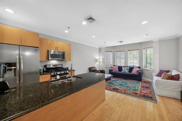 $1,100,000 | 1313 Park Avenue, Unit 2A, Hoboken, NJ 07030