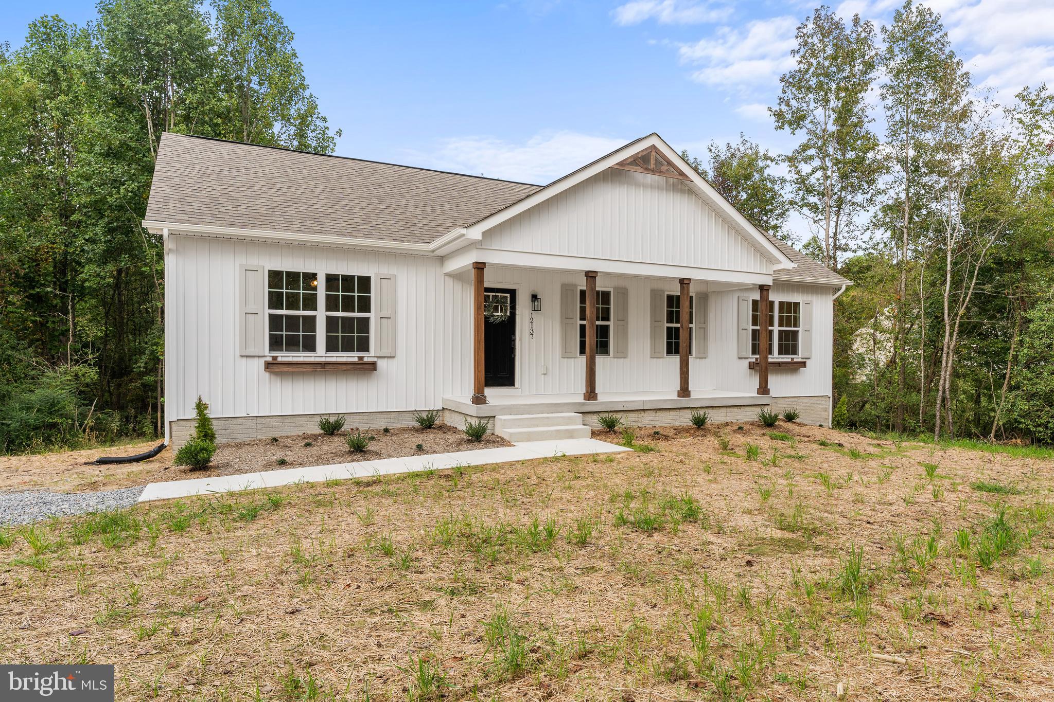 12137 Ridge Road King George, VA 22485 - Photo 3 of 60 Gallery Image 3