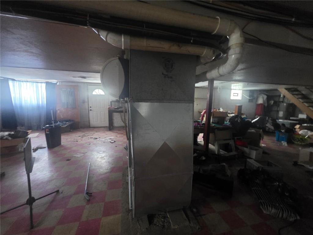 429 Paris Colliers Road Burgettstown, PA 15021 - Photo 20 of 25 a view of a hallway with wooden floor