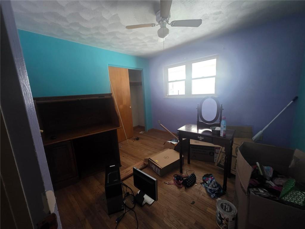 429 Paris Colliers Road Burgettstown, PA 15021 - Photo 10 of 25 a workspace with wooden floor