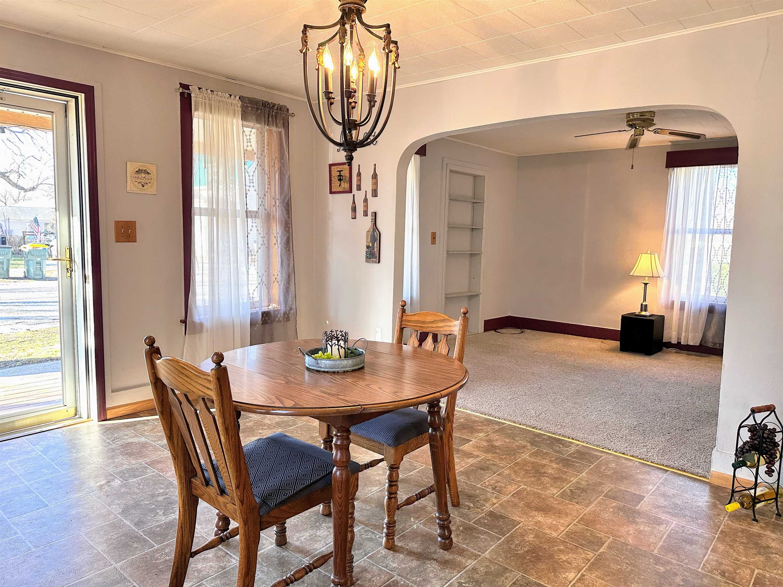 412 North Wacouta Avenue Prairie du Chien, WI 53821 - Photo 11 of 26