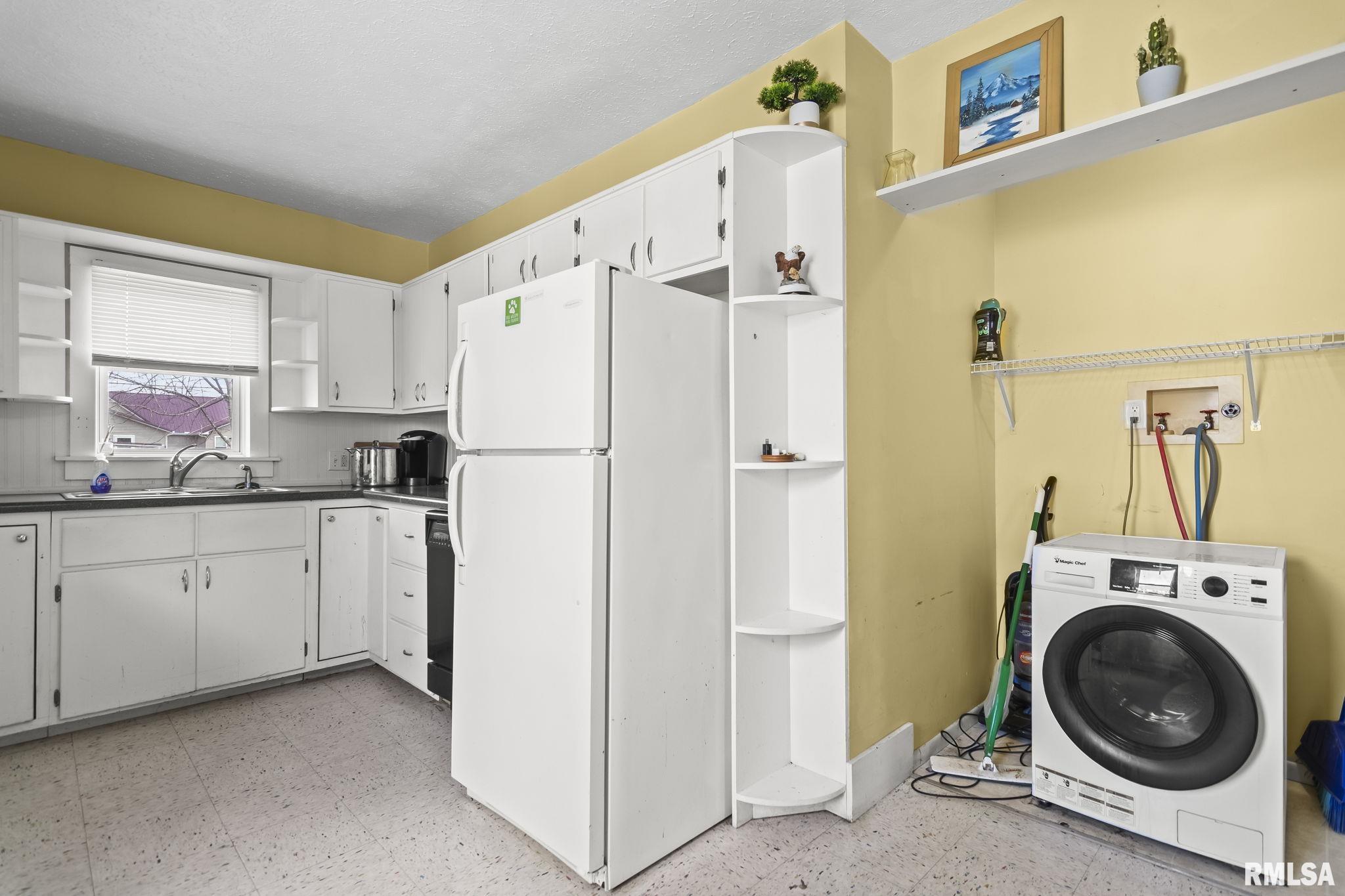 106 Henry Street Bulpitt, IL 62517 - Photo 11 of 31