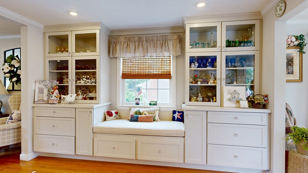 3 Fencourt Road Canton, MA 02021 - Photo 8 of 40