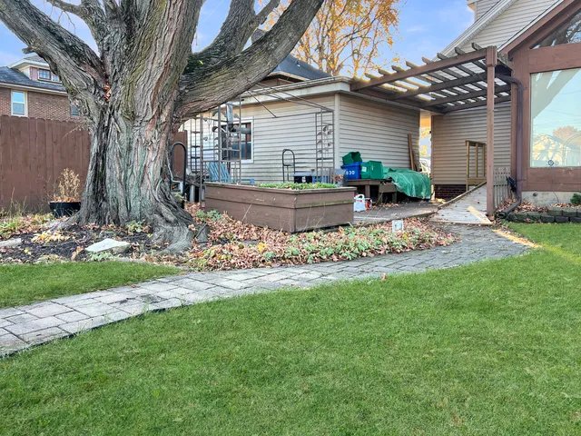 $189,000 | 830 Chartres Street, LaSalle, IL 61301