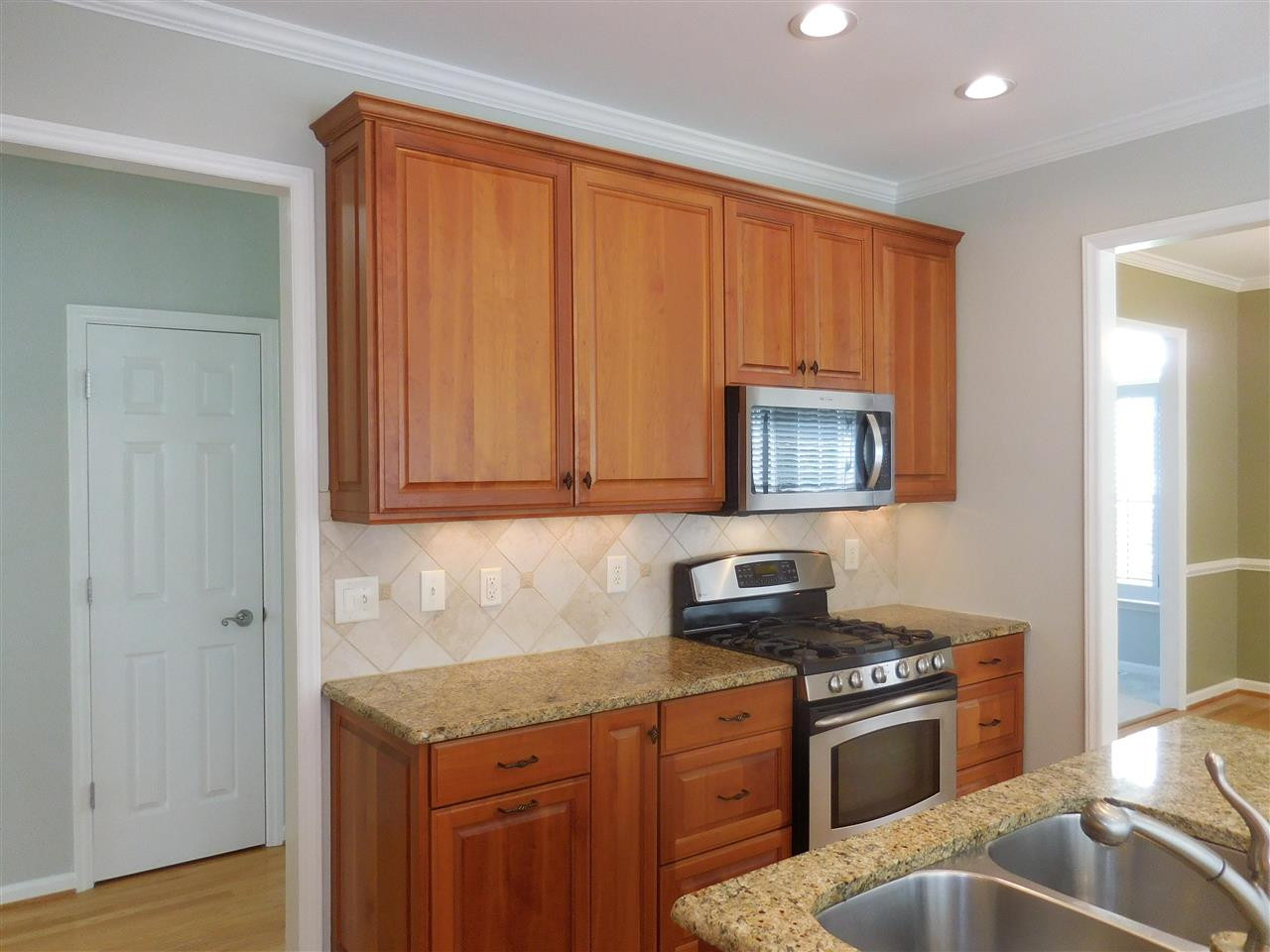 8000 Strawberry Meadows Street Raleigh, NC 27613 - Photo 12 of 30 Kitchen