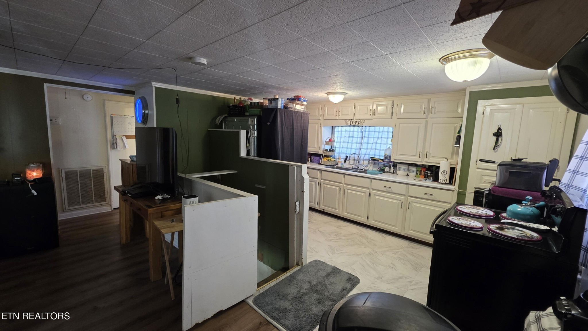 107 Jersey Lane Oak Ridge, TN 37830 - Photo 10 of 31 Gallery Image 10