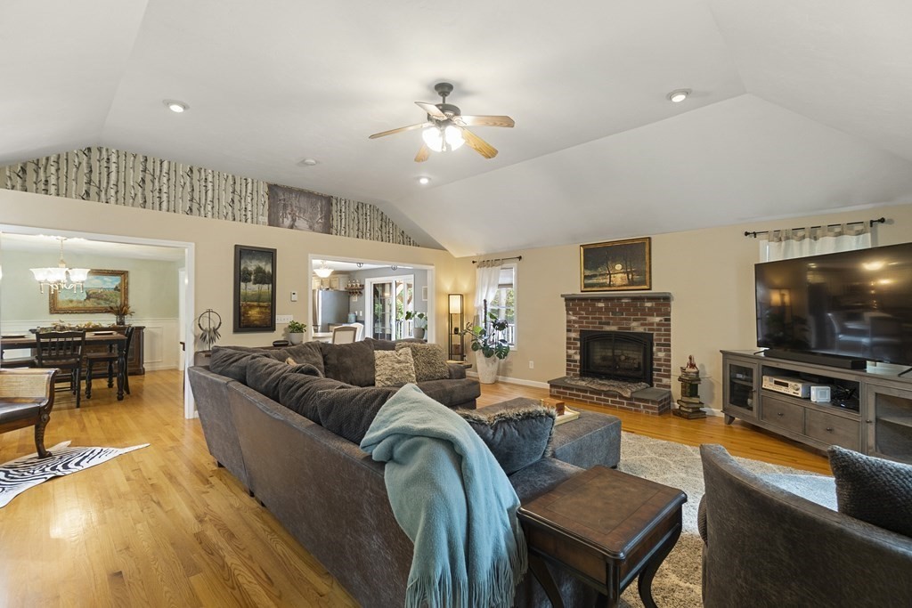 80 Dunn Road Ashburnham, MA 01430 - Photo 11 of 35