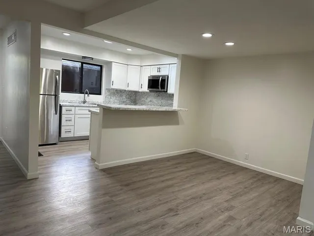 $2,750 | 1933 Meadowtree Lane, Kirkwood, MO 63122