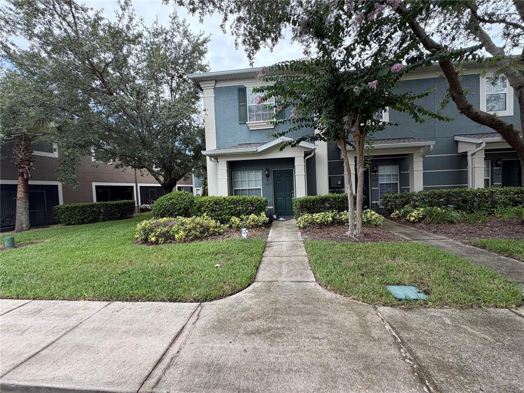 3672 Wilshire Way Road, Unit 263 Orlando, FL 32829 - Photo 1 of 2