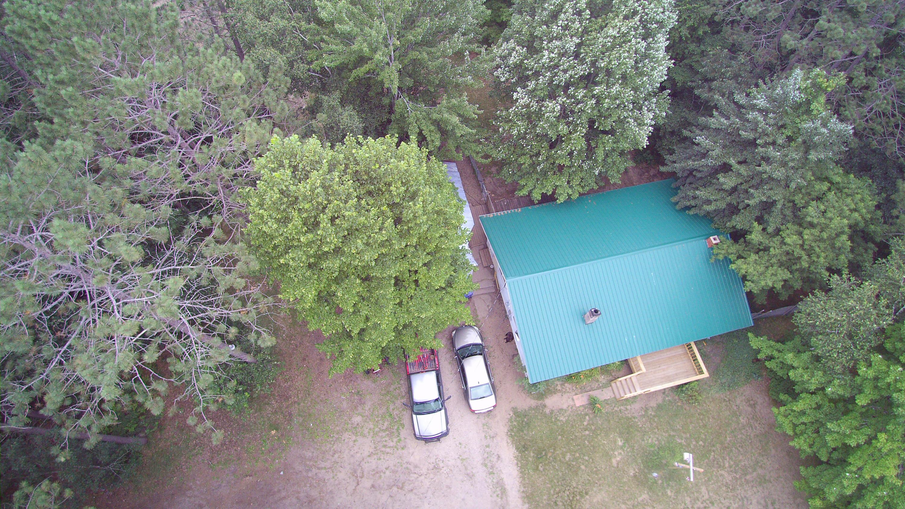 3210 39 Road Cadillac, MI 49601 - Photo 3 of 55 House