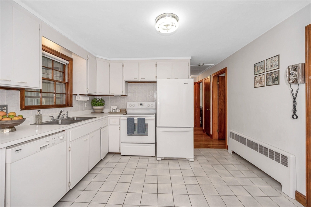 63 Intervale Terrace Reading, MA 01867 - Photo 12 of 38 Gallery Image 12