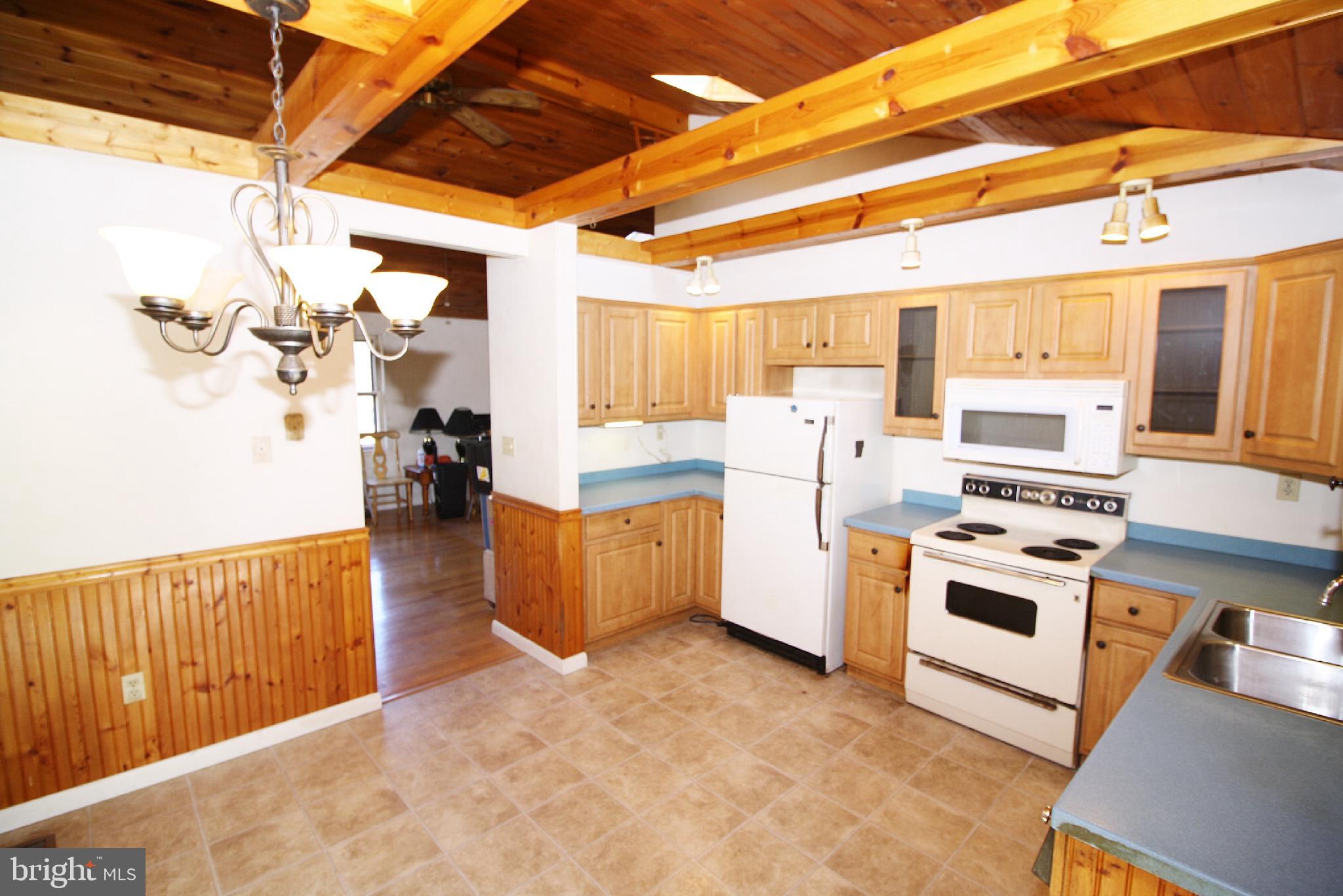 7863 Gnatstown Road Hanover, PA 17331 - Photo 24 of 42 Kitchen