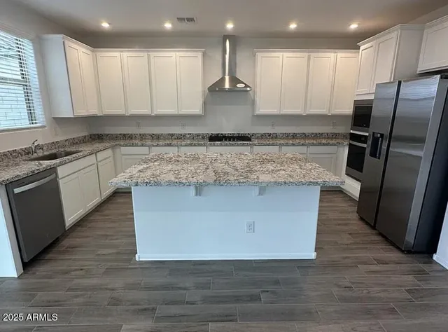 $2,895 | 13287 West Eagle Feather Road, Peoria, AZ 85383