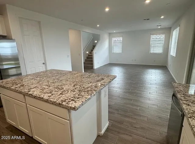 $2,895 | 13287 West Eagle Feather Road, Peoria, AZ 85383