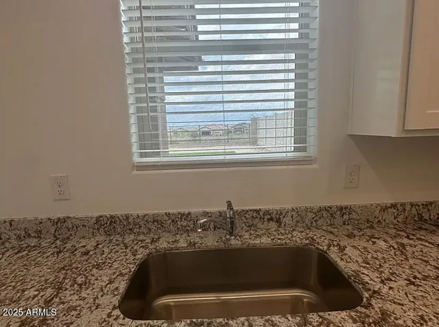 $2,895 | 13287 West Eagle Feather Road, Peoria, AZ 85383