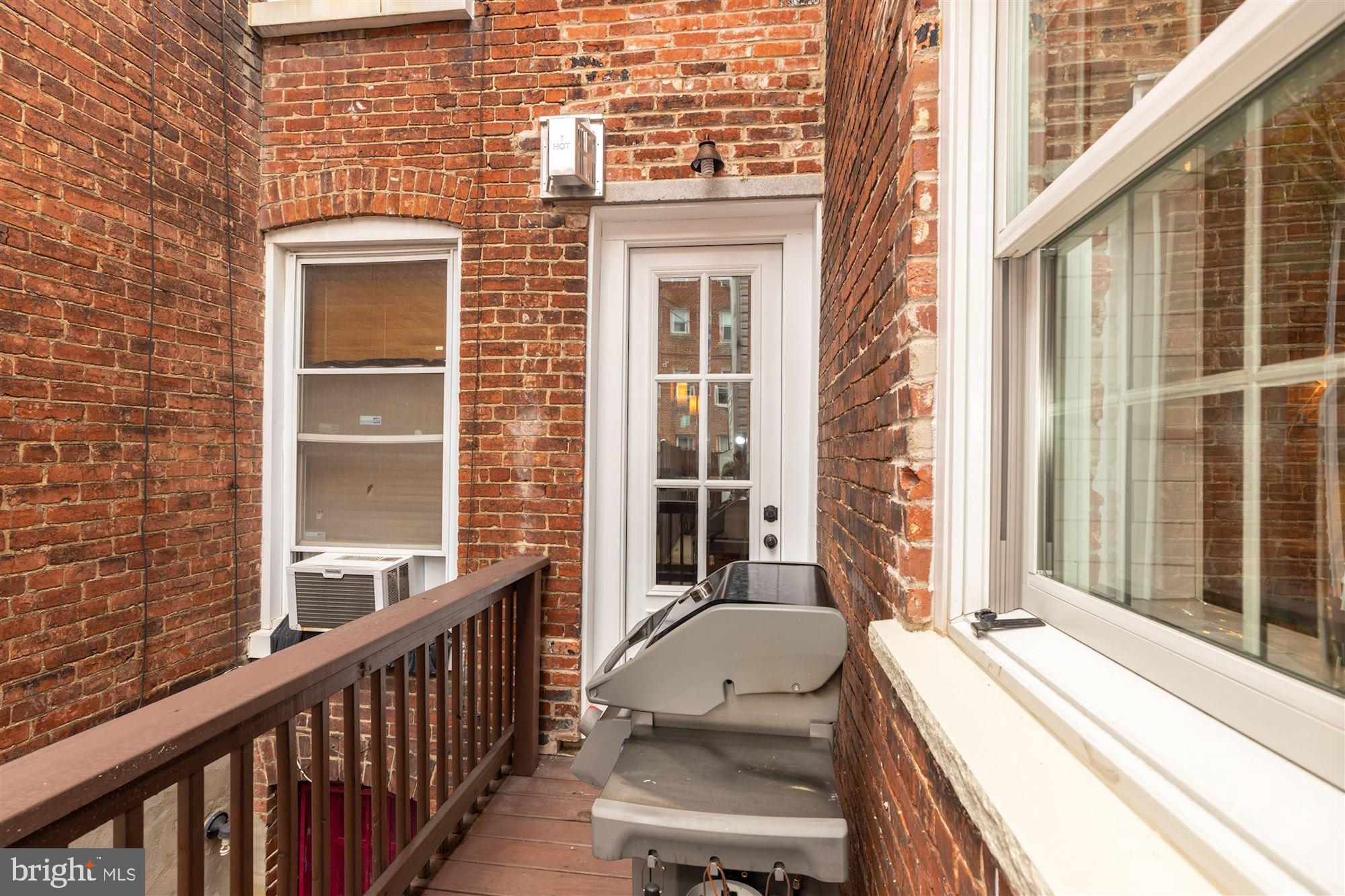 3008 11th Street Northwest Washington, DC 20001 - Photo 20 of 27