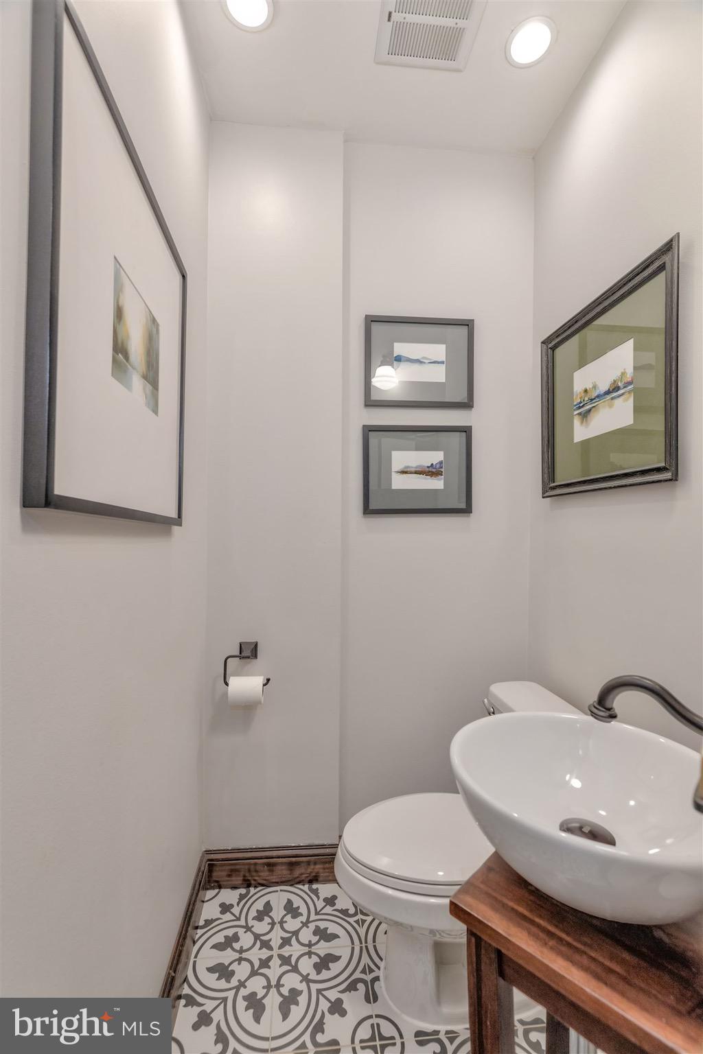 3008 11th Street Northwest Washington, DC 20001 - Photo 10 of 27