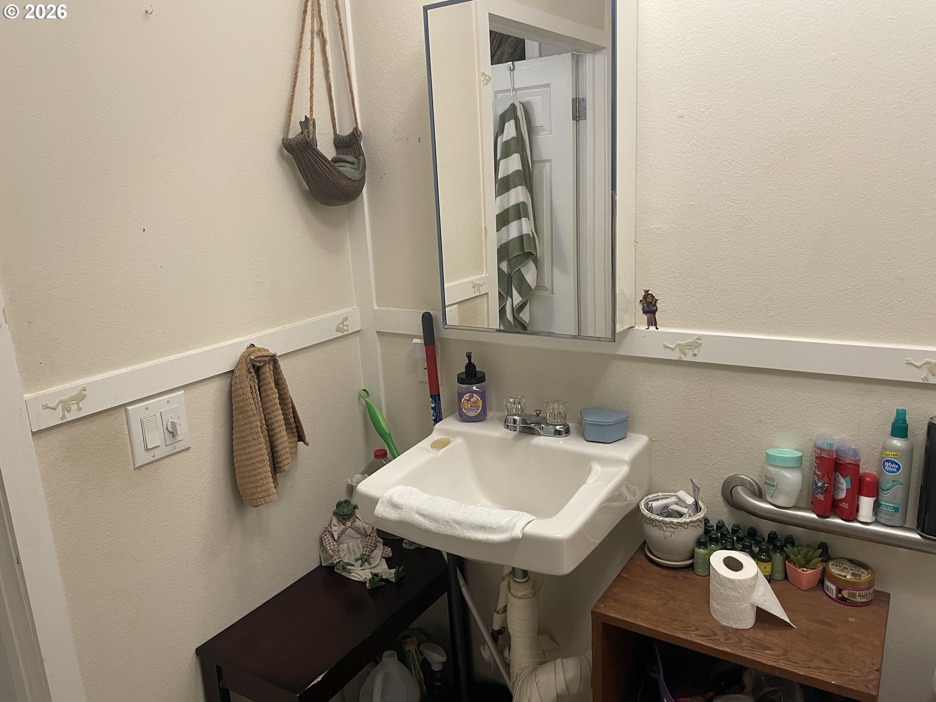 95750 Jerry's Flat Road, Unit 11 Gold Beach, OR 97444 - Photo 16 of 22 Bathroom