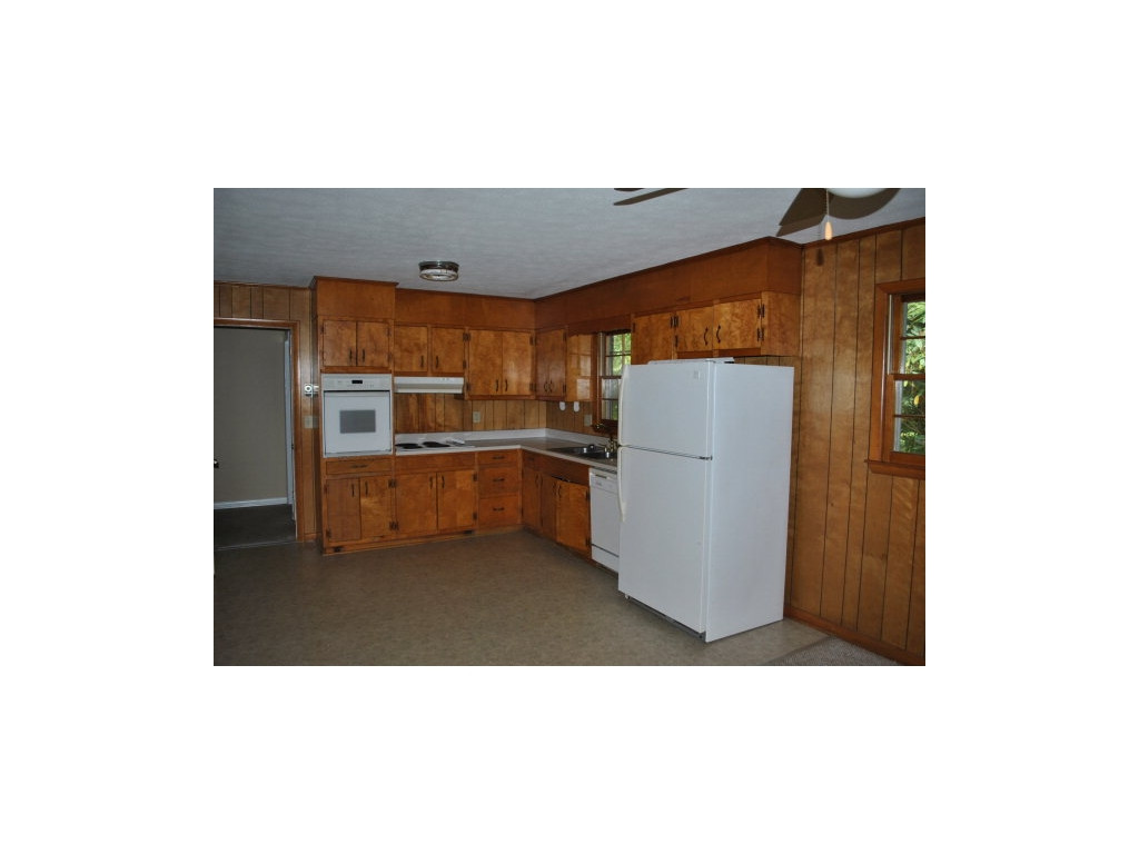 221 Cecil Miller Road Boone, NC 28607 - Photo 3 of 7 Kitchen