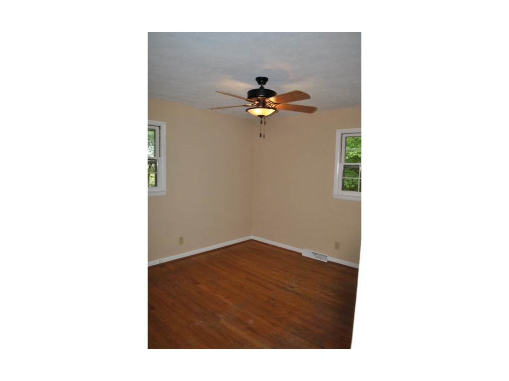 221 Cecil Miller Road Boone, NC 28607 - Photo 4 of 7 Master BR