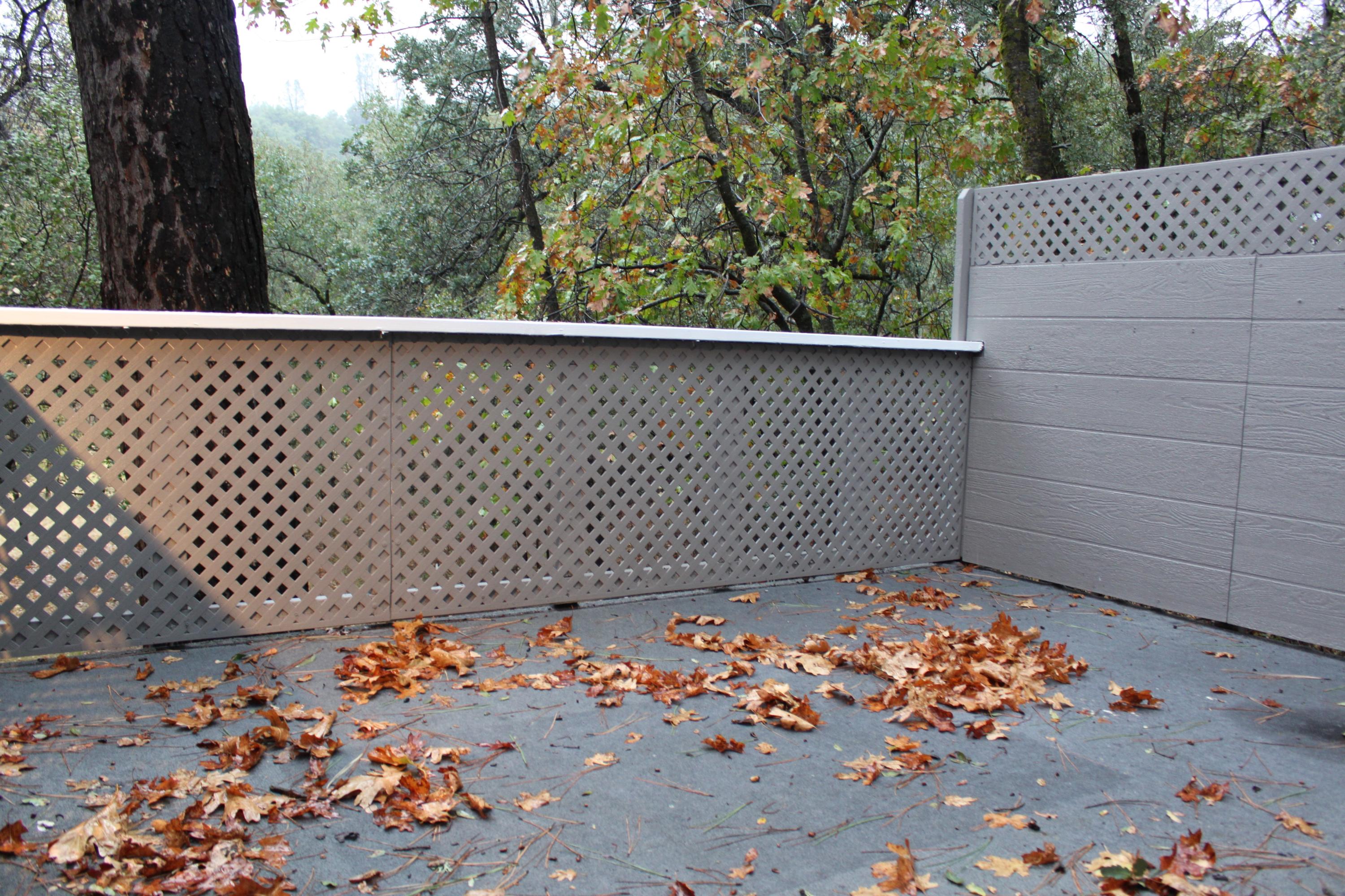 22158 Sunshine Way Redding, CA 96003 - Photo 22 of 29 Side deck/patio