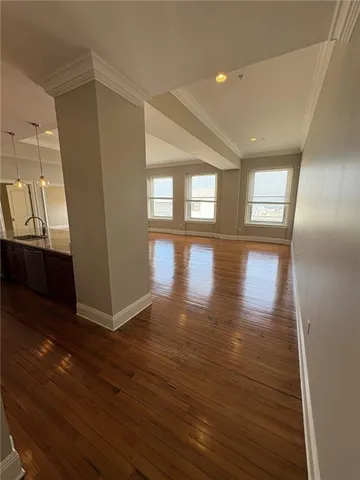 $3,380 | 210 Baronne Street, Unit 1804, New Orleans, LA 70112